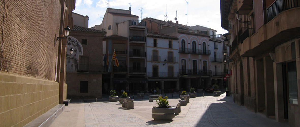 Cofradía Jesús Nazareno - Calanda Plaza de España Calanda