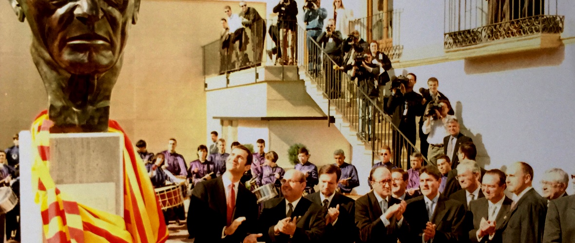 calandanazareno - centenario nacimiento Luis Buñuel año 2000