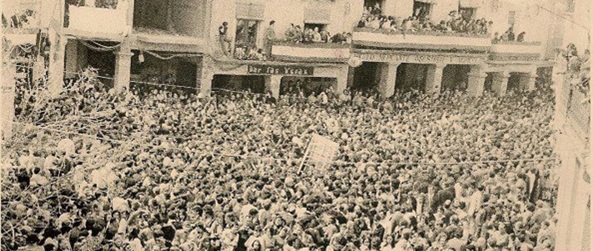 Cofradía Jesús Nazareno Calanda - Semana Santa de Calanda 1972 - Foto de Carlos Palos
