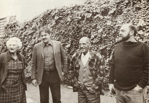 Luis Buñuel y su familia (Con su mujer, Jeanne, y su hijos Rafael y Juan Luis)