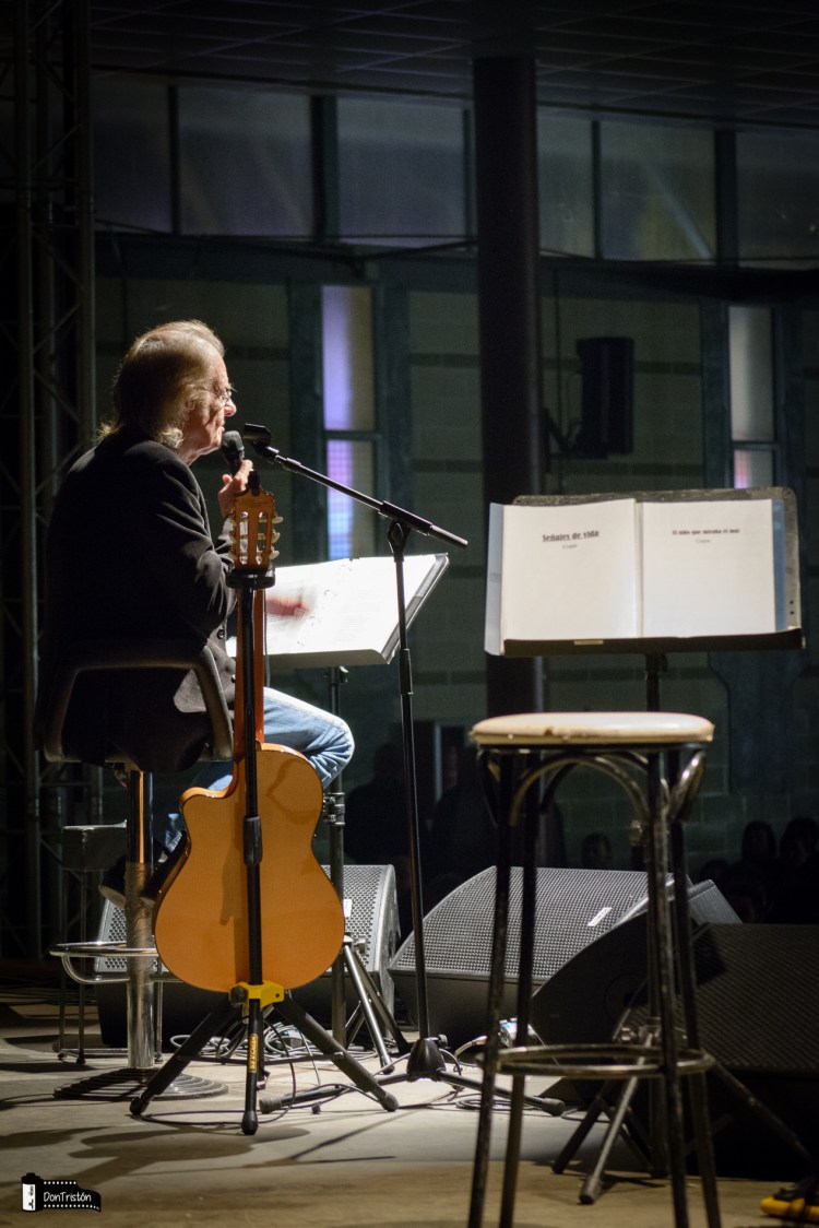 Concierto Luis Eduardo Aute en Calanda 05-04-2015 (Foto de JLGG)